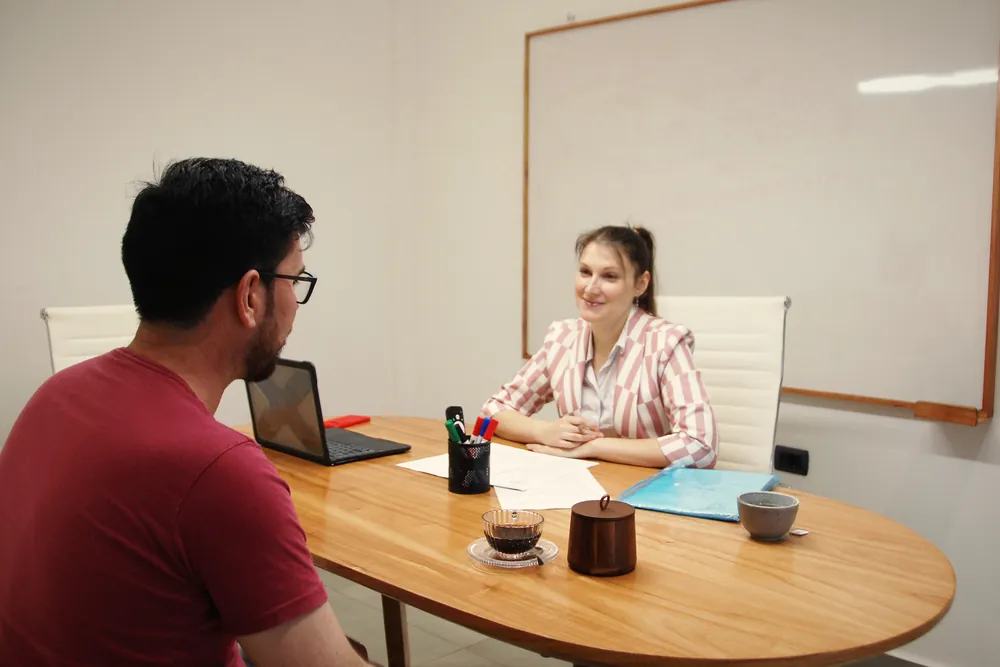 Intended parents in a consultation with our lawyer at the Pons Medical Research office in Tbilisi